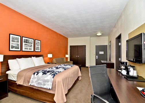 Sleep Inn & Suites Fort Campbell - Oak Grove, KY