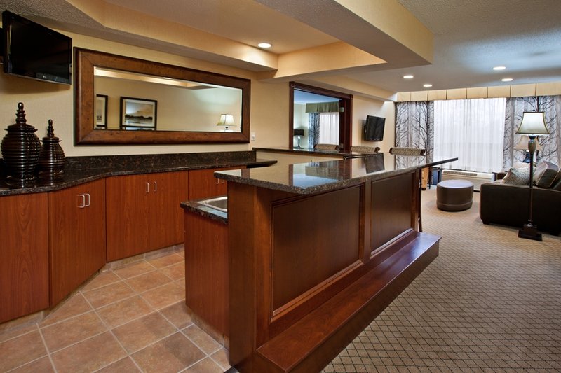 Holiday Inn Express & Suites WADSWORTH - Wadsworth, OH