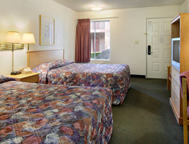 Super 8 Buttonwillow - Buttonwillow, CA