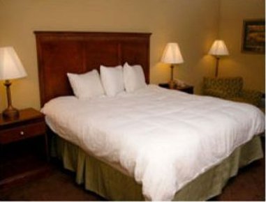 Ramada - Brewton, AL