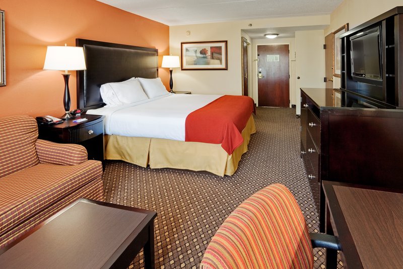 Holiday Inn Express Harrisburg East - Centerville, PA