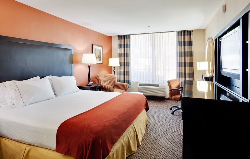 Holiday Inn Express Harrisburg East - Centerville, PA