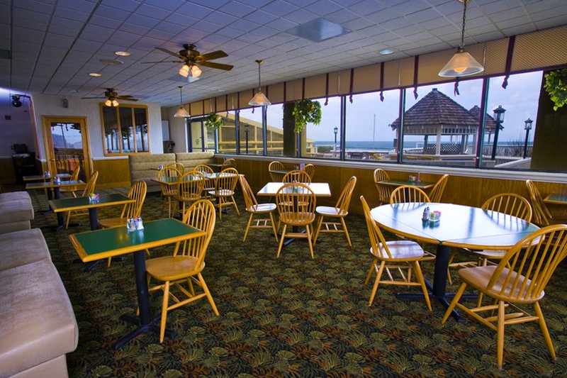 Ramada Plaza Nags Head Beach - Kill Devil Hills, NC
