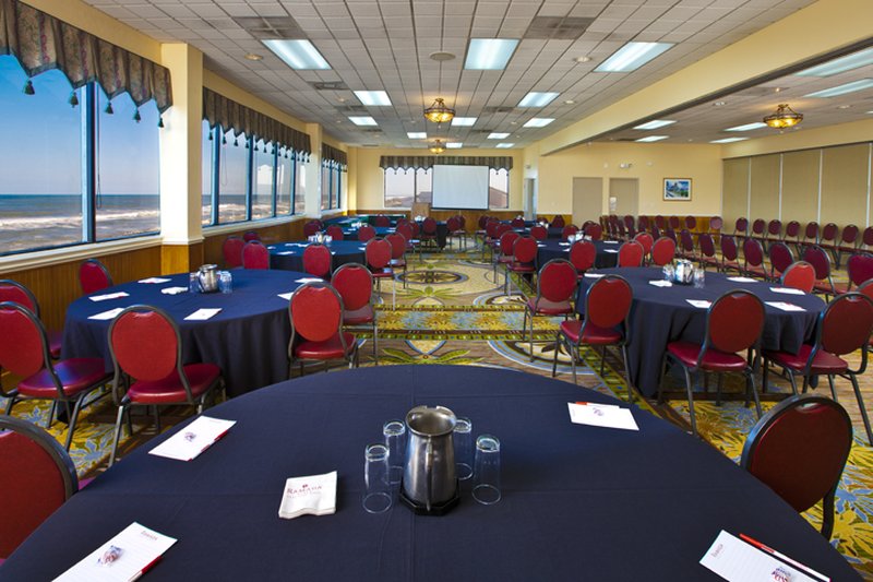Ramada Plaza Nags Head Beach - Kill Devil Hills, NC