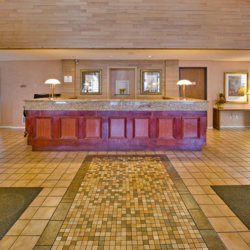 BEST WESTERN PLUS Harbor Plaza And Conference Center - Oak Harbor, WA