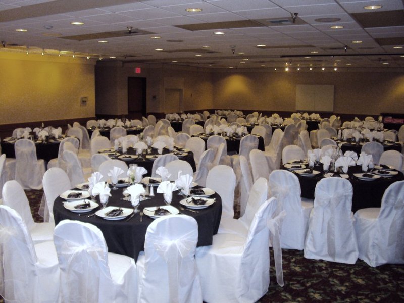 BEST WESTERN PLUS Harbor Plaza And Conference Center - Oak Harbor, WA