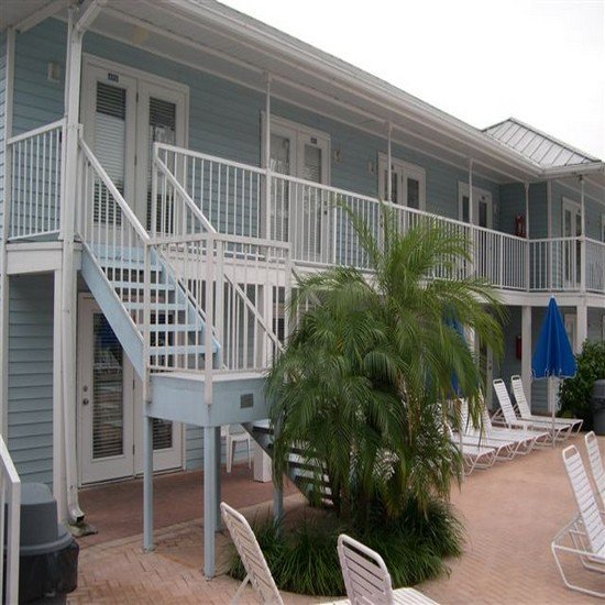 Paradise Lakes Resort - Lutz, FL