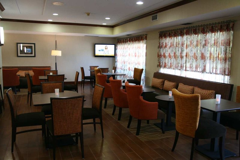 Hampton Inn-Manhattan - Manhattan, KS