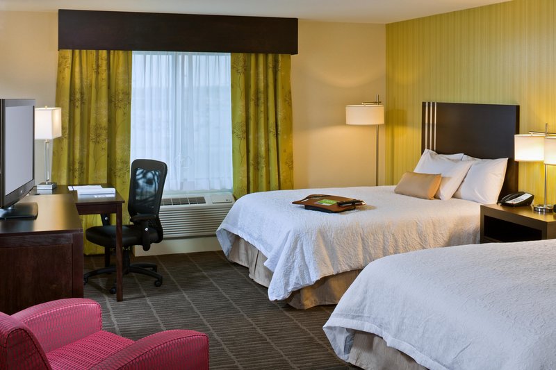 Hampton Inn & Suites Saginaw - Saginaw, MI