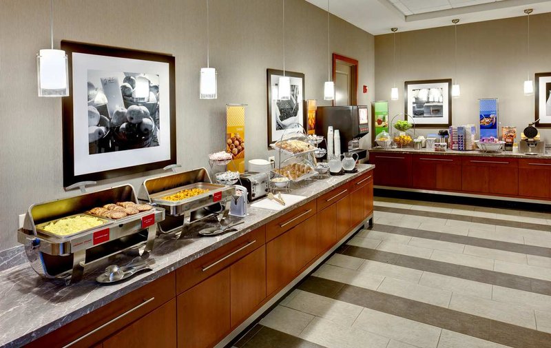 Hampton Inn - Portland, ME