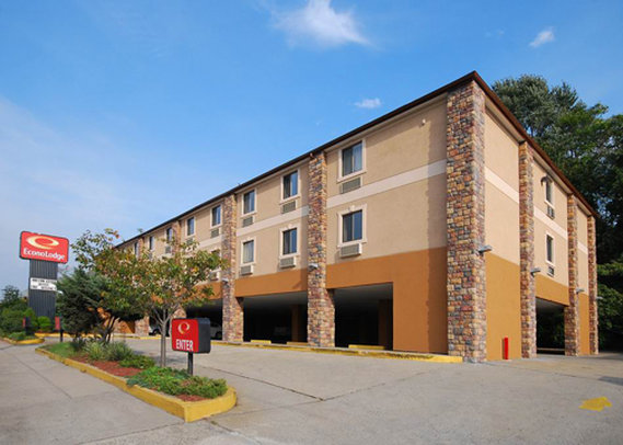 Econo Lodge - Jersey City, NJ
