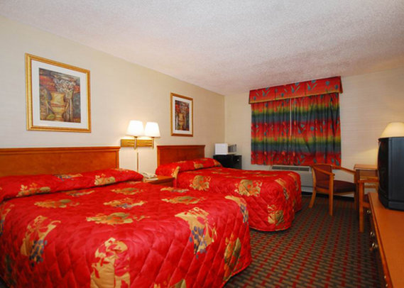 Econo Lodge - Jersey City, NJ