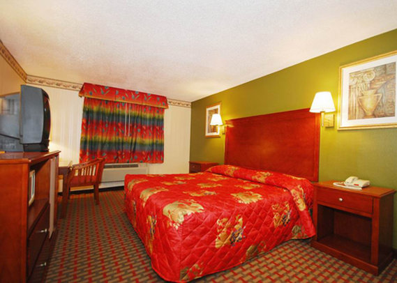 Econo Lodge - Jersey City, NJ