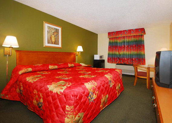 Econo Lodge - Jersey City, NJ