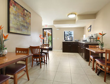 Travelodge - Ontario, CA