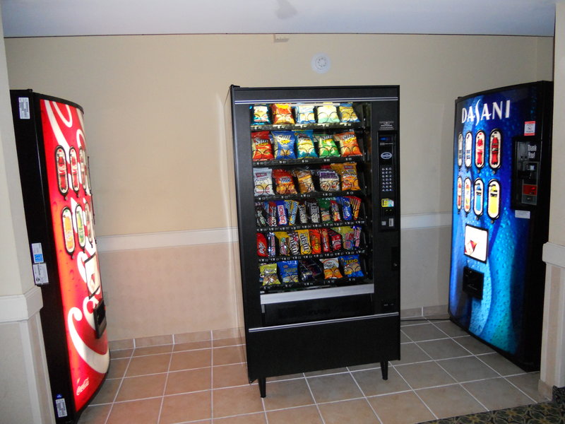 HOLIDAY INN - Hazlet, NJ