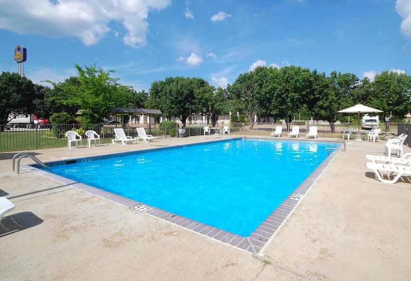 Colony Inn - Forrest City, AR