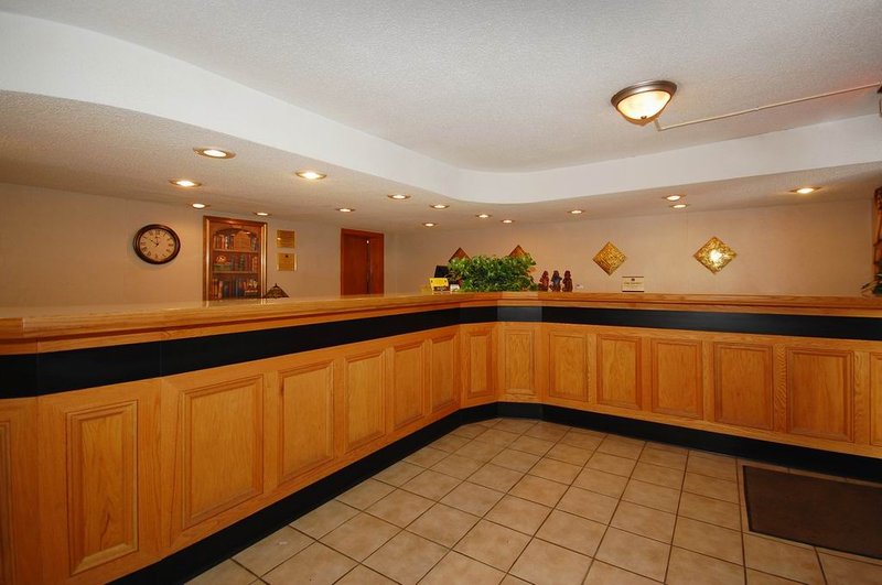 Colony Inn - Forrest City, AR