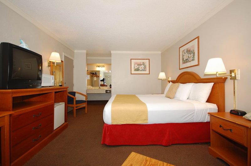 Colony Inn - Forrest City, AR