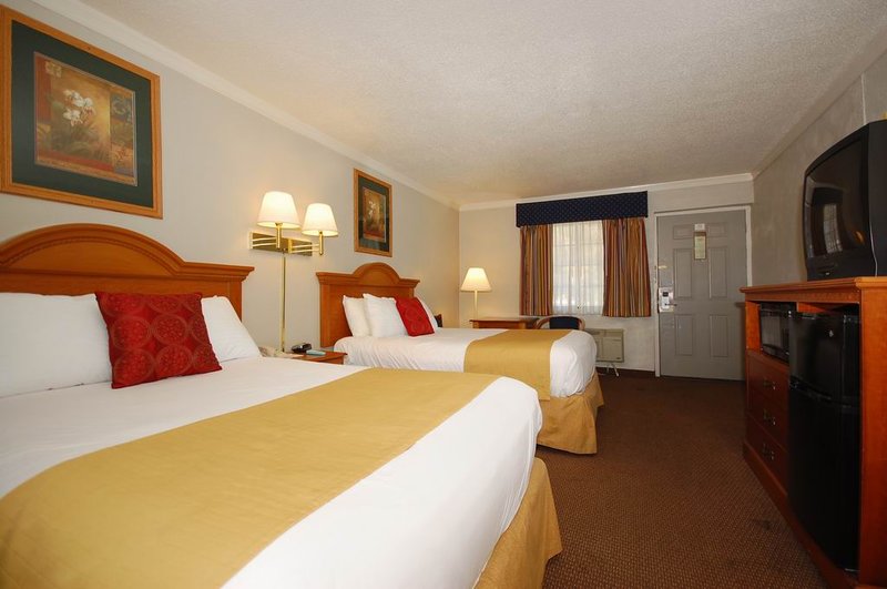 Colony Inn - Forrest City, AR
