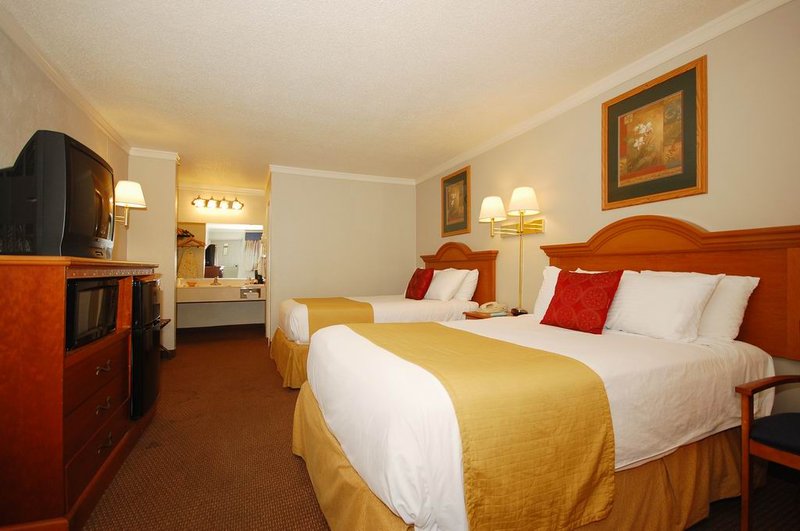 Colony Inn - Forrest City, AR