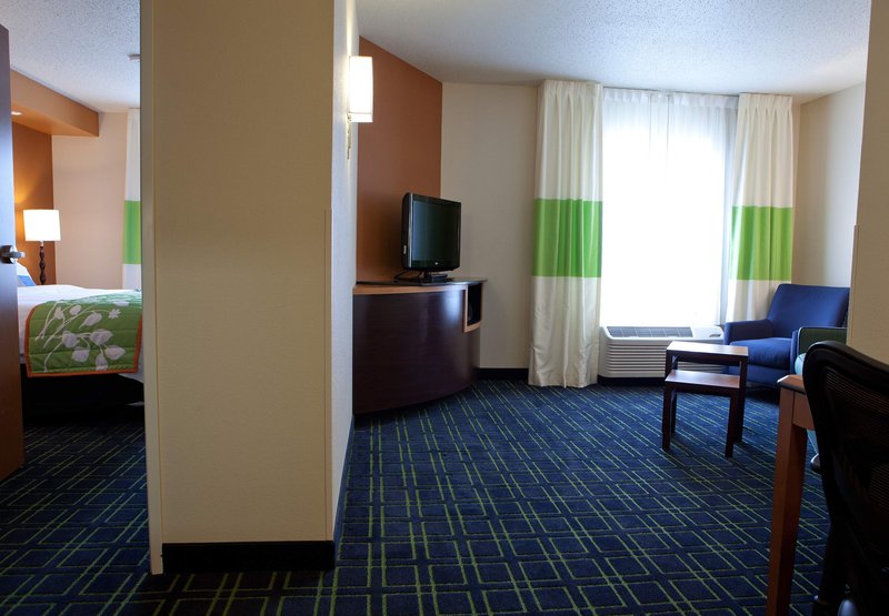 Fairfield Inn & Suites By Marriott Flint Fenton - Fenton, MI