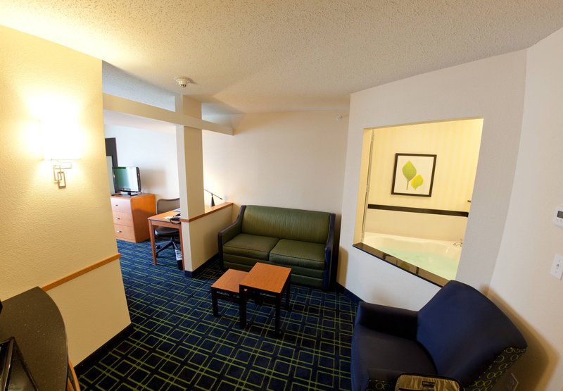 Fairfield Inn & Suites By Marriott Flint Fenton - Fenton, MI