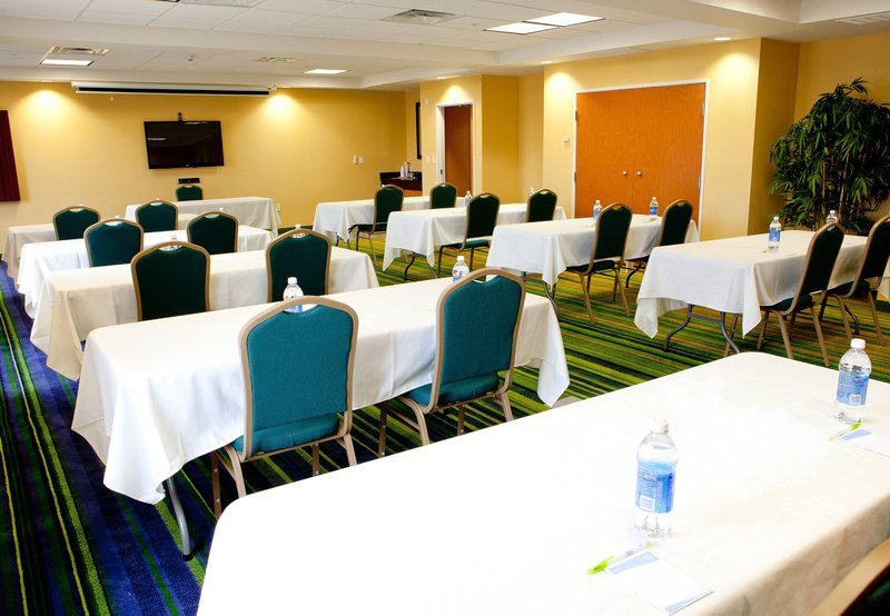 Fairfield Inn & Suites By Marriott Flint Fenton - Fenton, MI