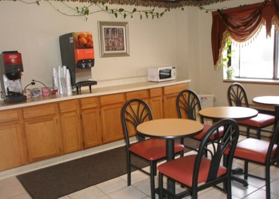 Econo Lodge - Chesterton, IN