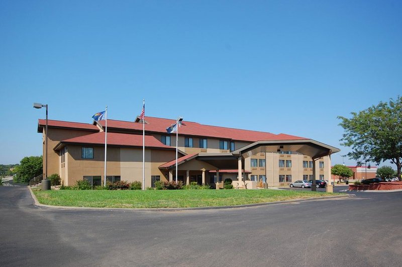 Best Western - Lawrence, KS