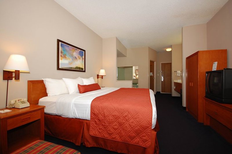 Best Western - Lawrence, KS