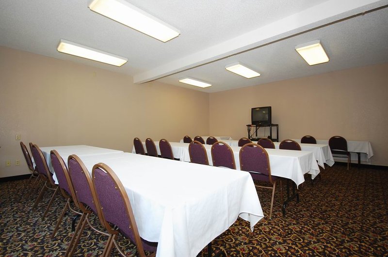 Best Western - Lawrence, KS