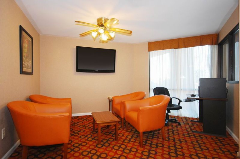 Best Western - Grove City, OH