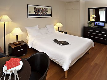Adagio Access Paris Eiffel - Room