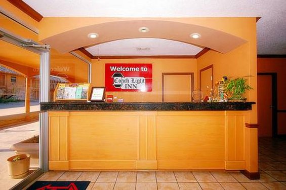Coachlight Inn Motel - Brenham, TX