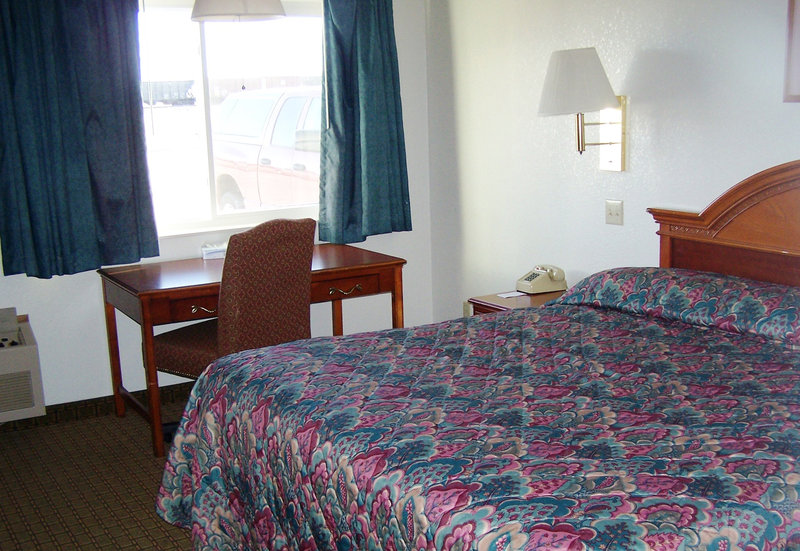 Americas Best Value Inn & Suites Cheyenne - Cheyenne, WY