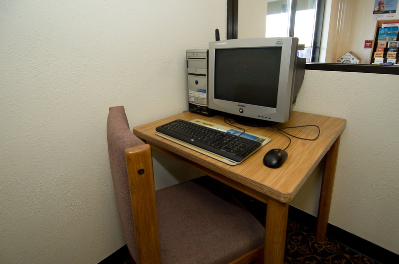 Econo Lodge - Brainerd, MN