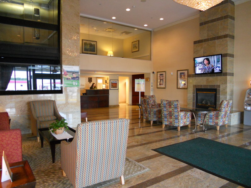 HOLIDAY INN - Hazlet, NJ