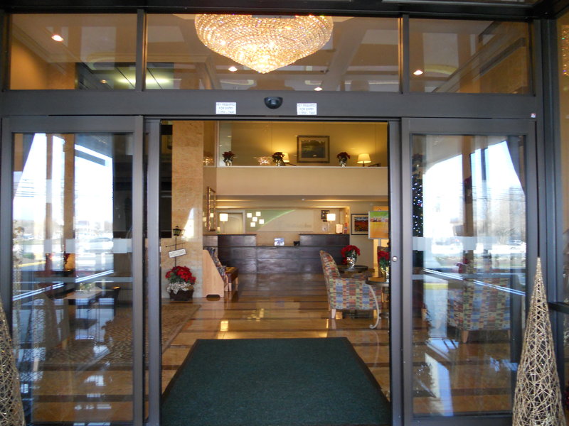HOLIDAY INN - Hazlet, NJ