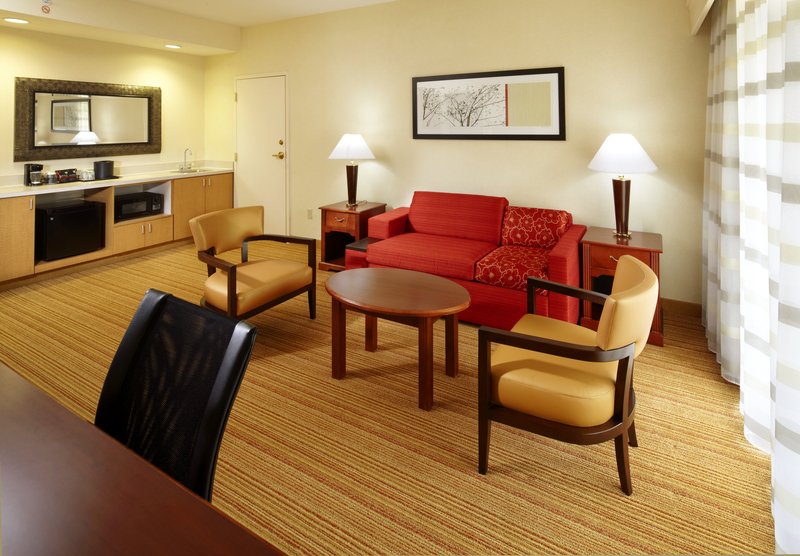 Courtyard By Marriott - Newark, OH