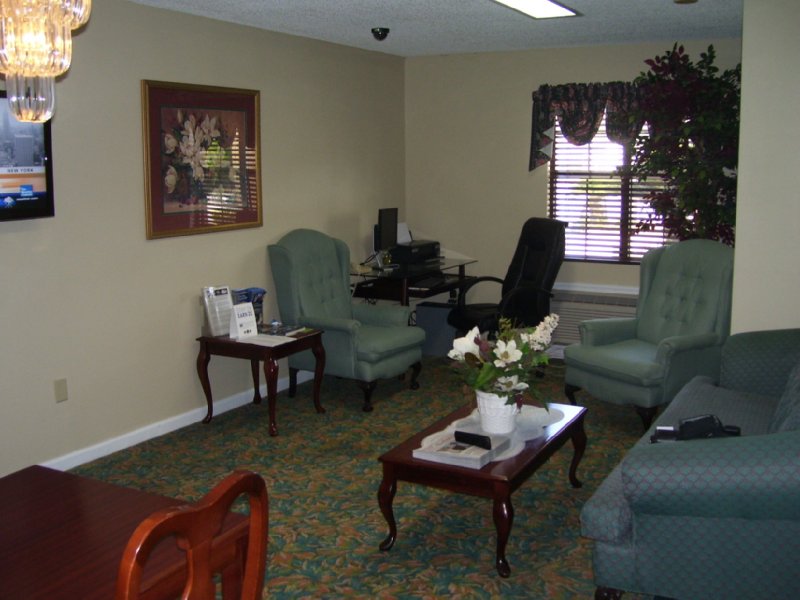Americas Best Value Inn - Hazlehurst, GA