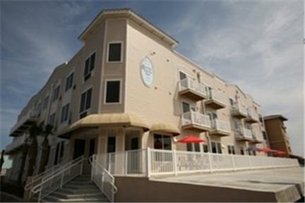 Seaside Amelia Inn