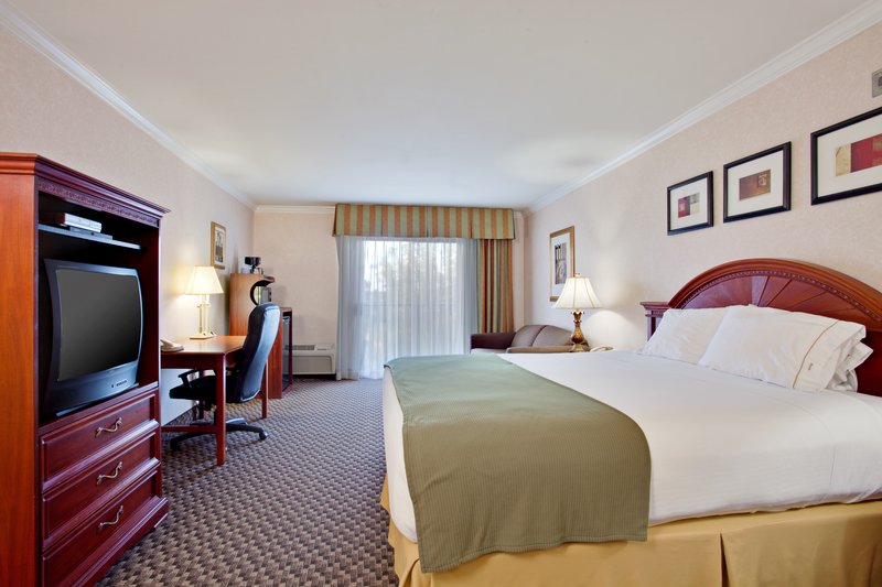 Holiday Inn Express SAN DIEGO-LA MESA (SDSU AREA) - Guatay, CA