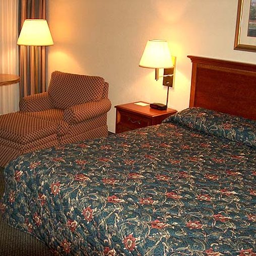 Highland Hotel & Convention - Great Bend, KS