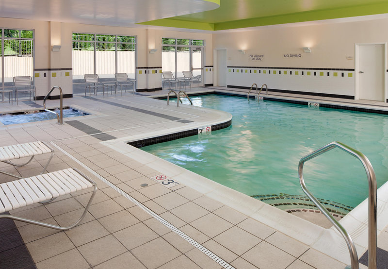 Fairfield Inn & Suites By Marriott Lewisburg - Lewisburg, WV