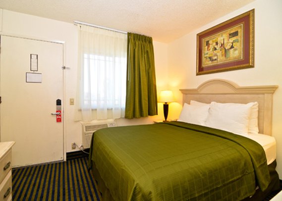 Quality Inn near Six Flags