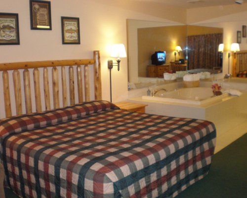 Waters Of Minocqua - Minocqua, WI