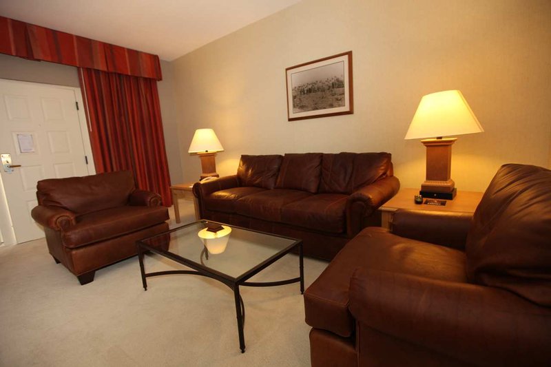 Doubletree Suites By Hilton Hotel McAllen - McAllen, TX