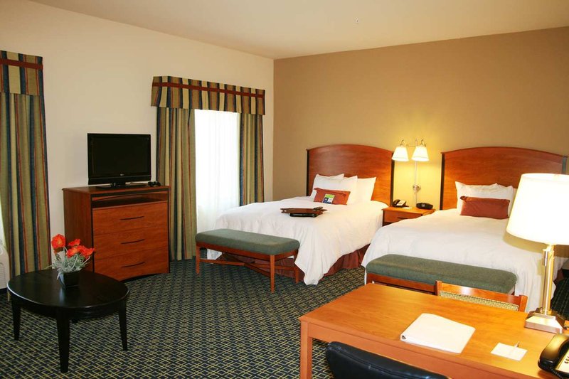 Hampton Inn-Lancaster - Lancaster, CA