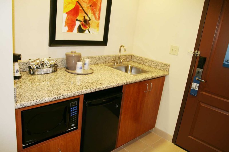 Hampton Inn-Lancaster - Lancaster, CA